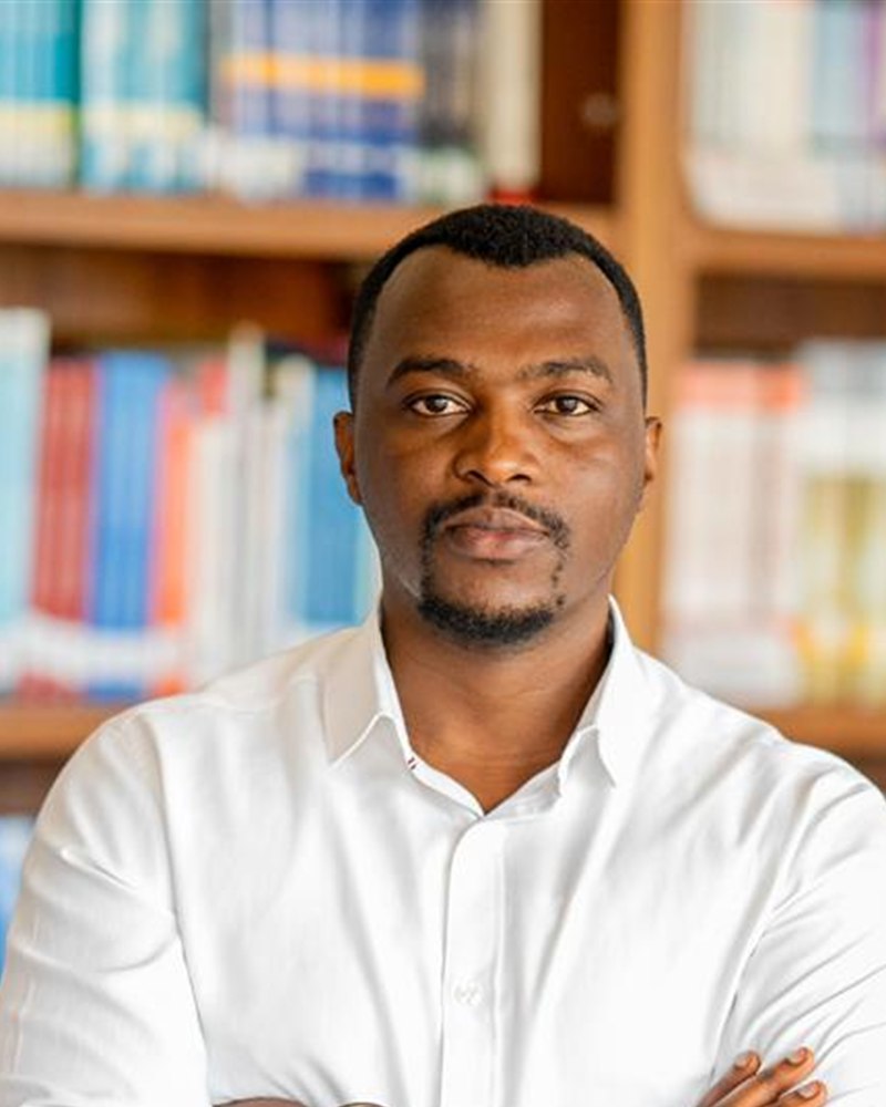 Portrait of Mr. Alain MUNEZERO SHINGIRO